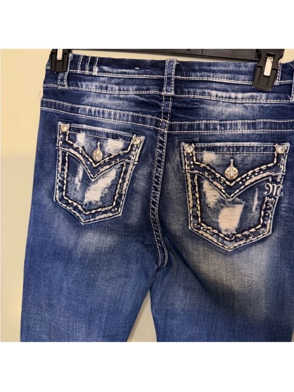 Gorgeous Miss Me Los Angeles Curvy Skinny Jeans Embroidered Pockets 30” Inseam